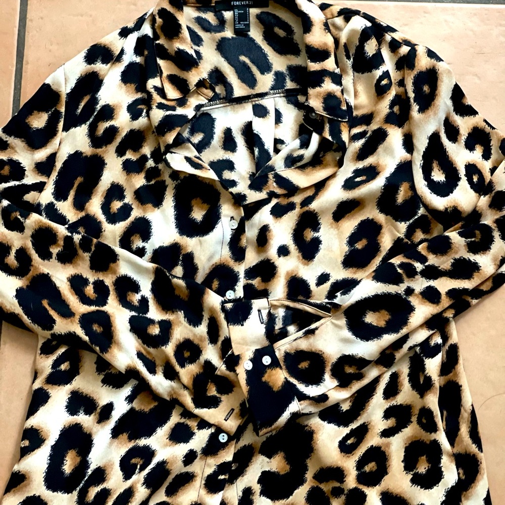 Beautiful buttoned animal print blouse